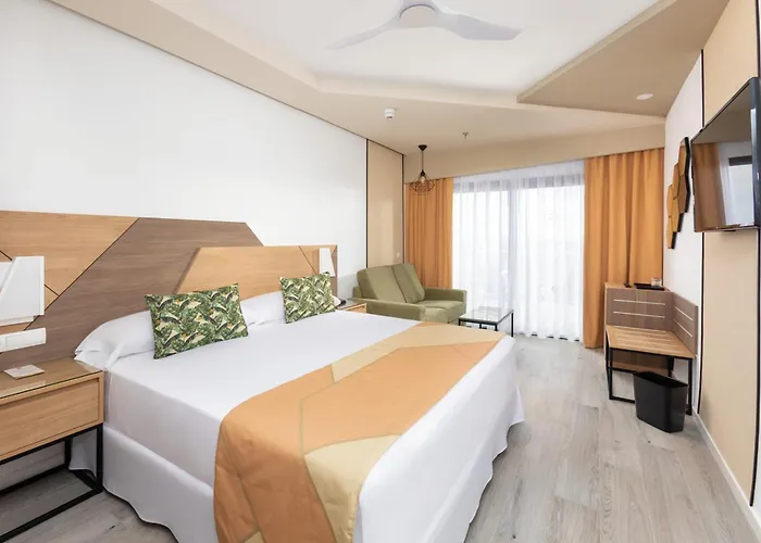 Отель Riu Buenavista Адехе